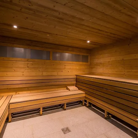 Апартаменты Spacious Alpine